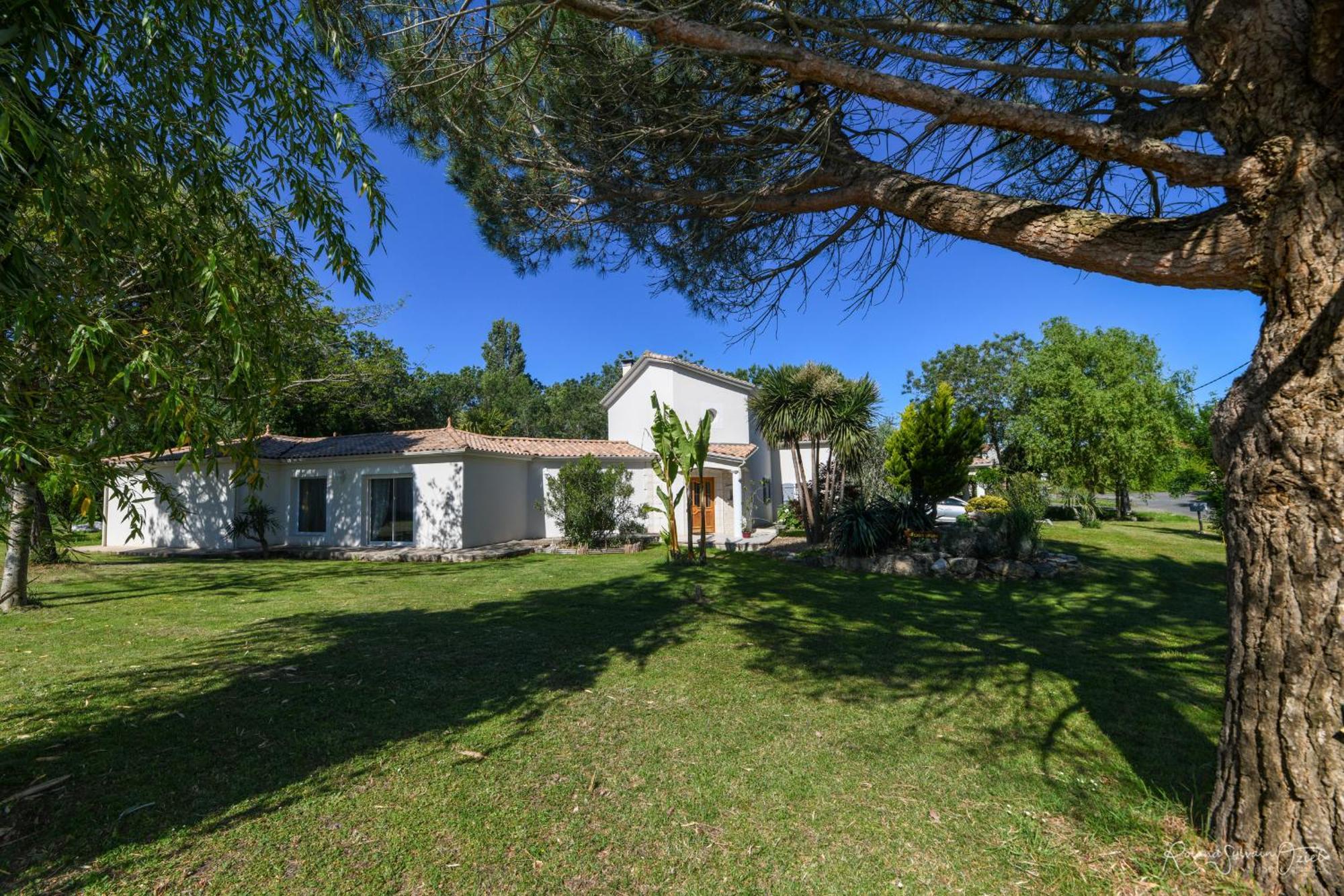 Casa Upupa Montreuil (Pays de la Loire)